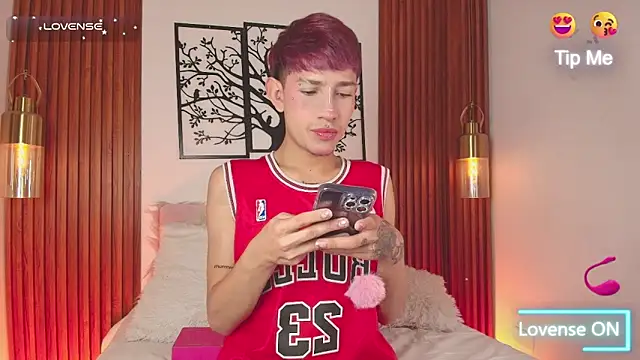 Taylor Snow online show from 02-08-26, 08:17