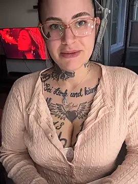 NyxTattoo online show from 04-01-26, 06:16