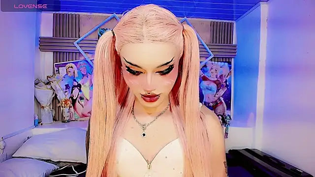 Lisa sparkleee online show from 04-10-26, 03:02