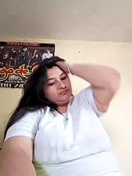 LauraHorny69 online show from 06-15-26, 07:46