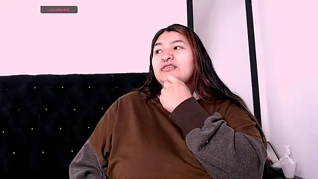 LauraHorny69 online show from 02-15-26, 01:21