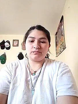 LauraHorny69 online show from 05-28-26, 08:26