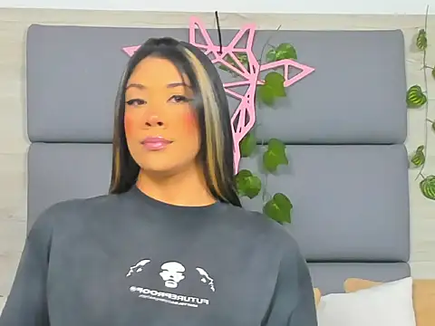 Snapshot of alannawillde chatting on 01-15-26, 11:24 alannawillde online show from 01-15-26, 11:24