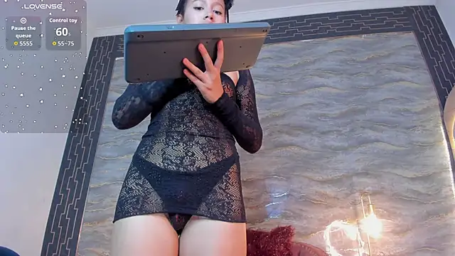 SHINYY STAR  online show from 04-09-26, 07:42