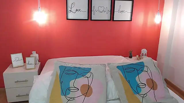 MaddyOwens 5 online show from 03-25-26, 12:37