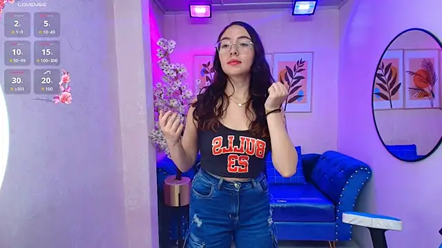 Veronica miiller online show from 04-17-26, 08:22
