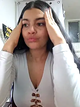 Snapshot of Scarlett_Hot69 chatting on 07-07-26, 07:56 Scarlett Hot69 online show from 07-07-26, 07:56
