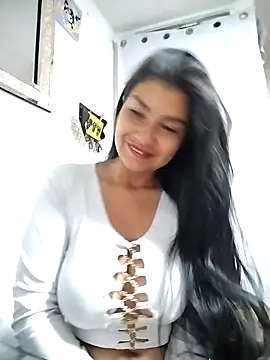 Snapshot of Scarlett_Hot69 chatting on 05-13-26, 07:48 Scarlett Hot69 online show from 05-13-26, 07:48