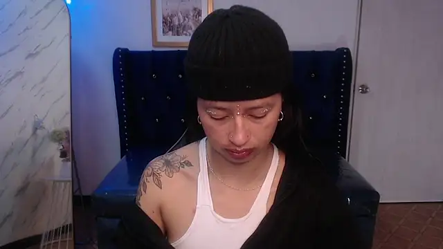 Candy Rose v online show from 03-12-26, 01:15