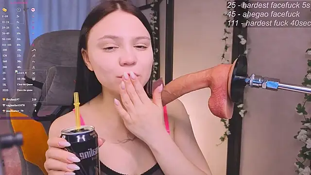 Tiny Emmy online show from 06-14-26, 05:41