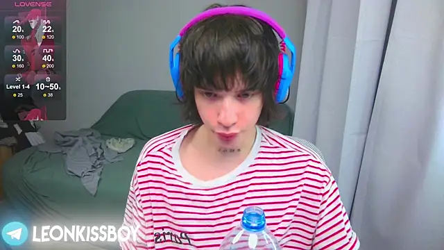 LeonBoykisser online show from 04-20-26, 06:53