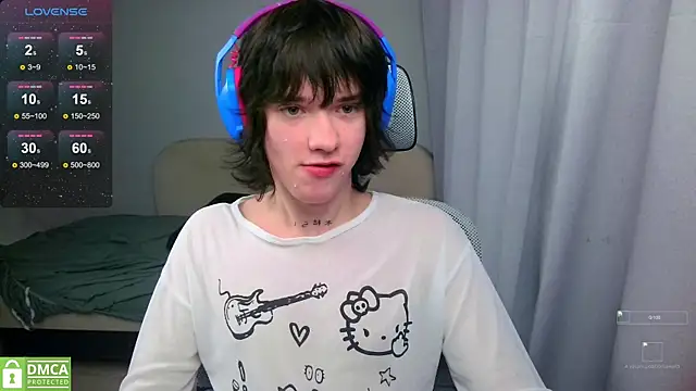 LeonBoykisser online show from 05-26-26, 02:04
