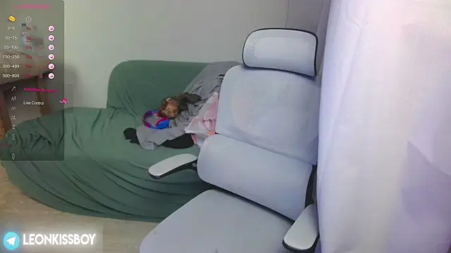 LeonBoykisser online show from 04-05-26, 09:10