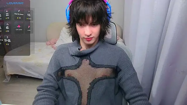 LeonBoykisser online show from 05-11-26, 07:22
