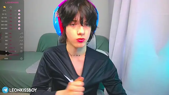 LeonBoykisser online show from 03-29-26, 10:39