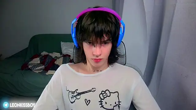 LeonBoykisser online show from 06-29-26, 09:03