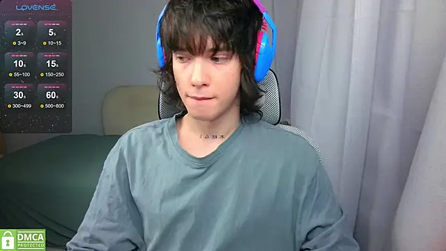 LeonBoykisser online show from 05-24-26, 07:19