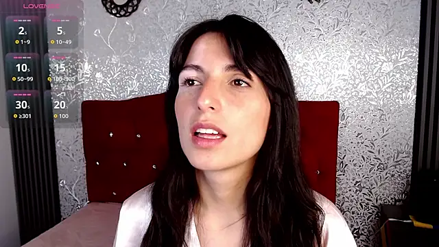 MiaVelasquez01 online show from 07-16-26, 04:15