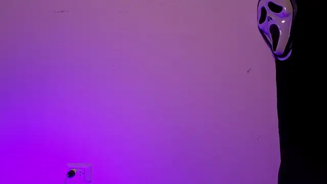 victoriia thompson online show from 02-15-26, 08:52