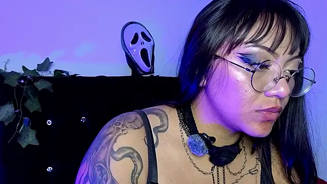 victoriia thompson online show from 01-16-26, 06:12