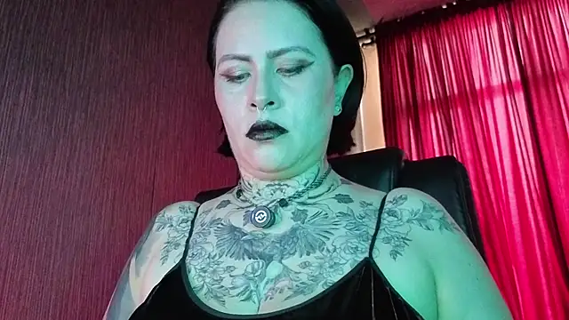 Mistressolivia07 online show from 04-03-26, 05:19