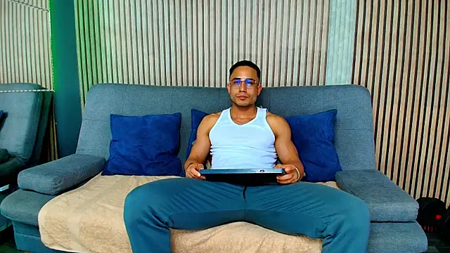 Vans Ross online show from 03-14-26, 07:20