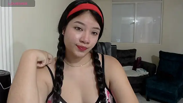 mia girl07 online show from 05-12-26, 08:59