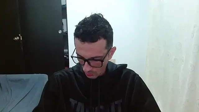 maskguy23 online show from 06-16-26, 03:39