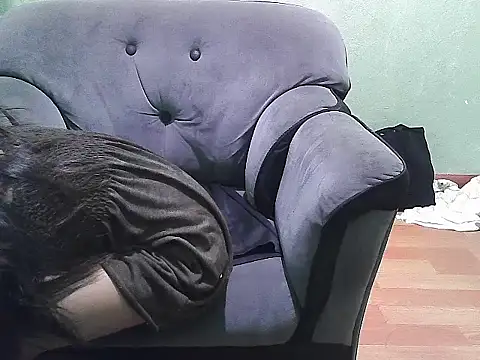 Snapshot of skinny_girl30 chatting on 01-16-26, 04:27 skinny girl30 online show from 01-16-26, 04:27