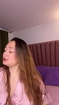 Snapshot of SalomeFlores chatting on 06-28-26, 11:38 SalomeFlores online show from 06-28-26, 11:38
