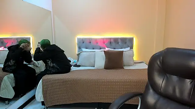 Snapshot of Bela_Craxkerr chatting on 02-23-26, 12:17 Bela Craxkerr online show from 02-23-26, 12:17