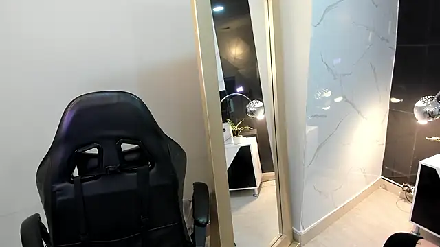 KomiCatt online show from 03-09-26, 01:47