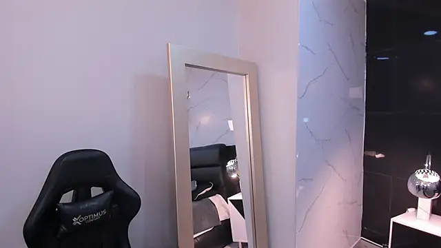 KomiCatt online show from 03-30-26, 12:28