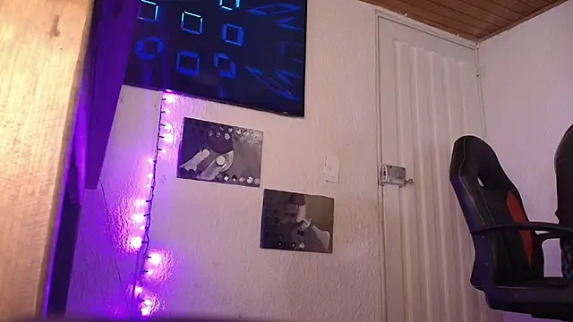 pauldocux  online show from 03-06-26, 03:34