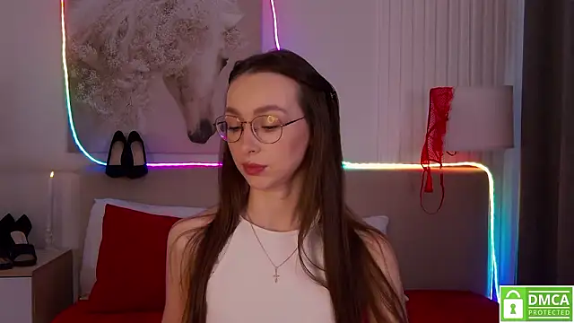 Snapshot of Emily_Simon chatting on 02-06-26, 05:25 Emily Simon online show from 02-06-26, 05:25