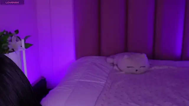 Snapshot of Dolcexx_ chatting on 02-12-26, 08:19 Dolcexx online show from 02-12-26, 08:19