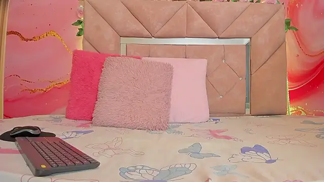 sweet  luna   online show from 02-02-26, 11:09