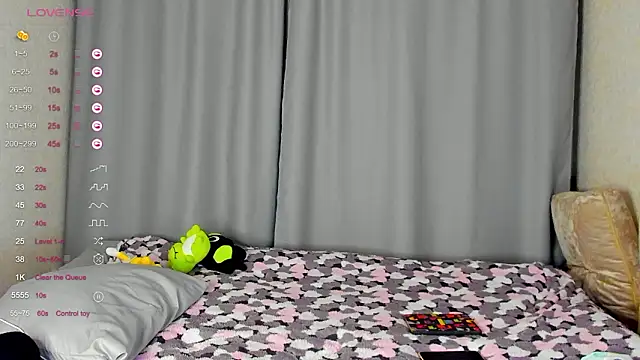 Allettaevee online show from 02-06-26, 01:01