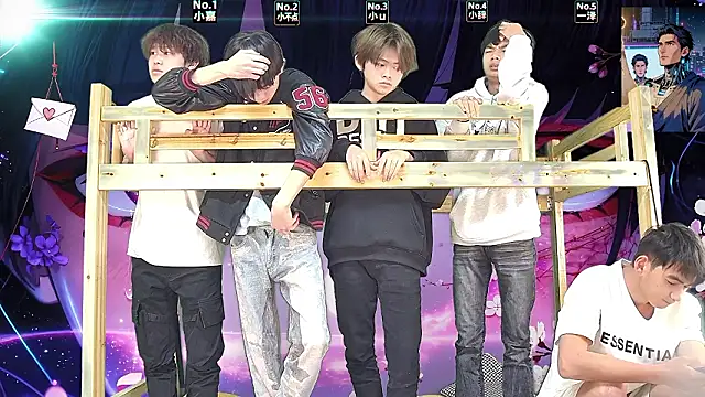 xiaohuangren01 online show from 03-21-26, 10:09