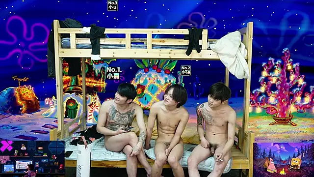 xiaohuangren01 online show from 01-15-26, 02:53