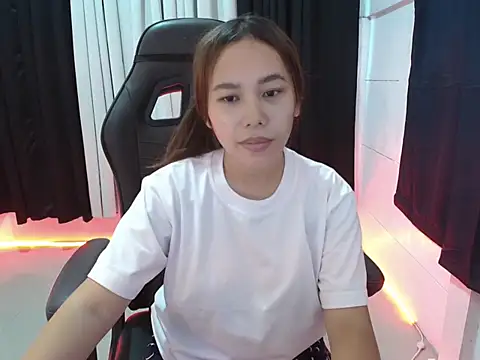 Bellashoweey online show from 03-17-26, 10:02