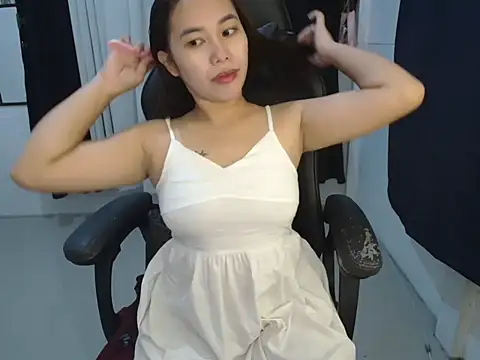 Bellashoweey online show from 05-04-26, 02:42