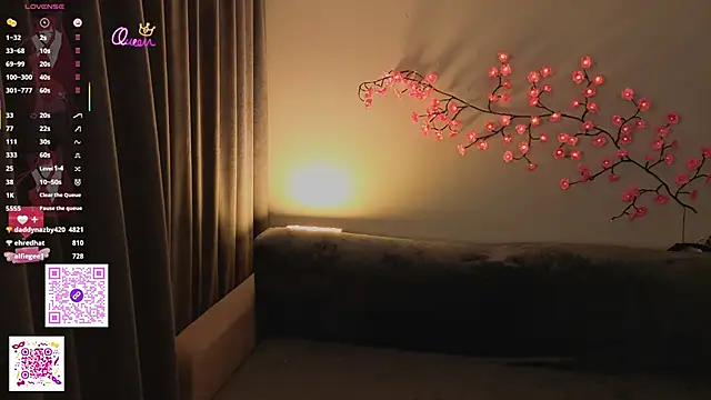 ElsaDivine online show from 05-10-26, 10:11