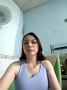 Famrita online show from 03-10-26, 01:37