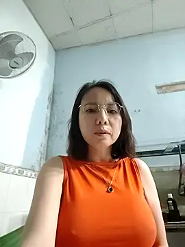 Famrita online show from 02-21-26, 01:07