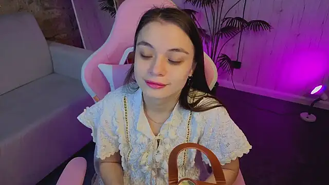 Kim Bless online show from 02-24-26, 01:28