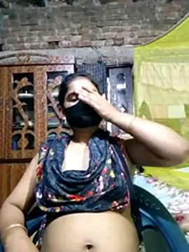 Hot Sweeti online show from 04-17-26, 10:34