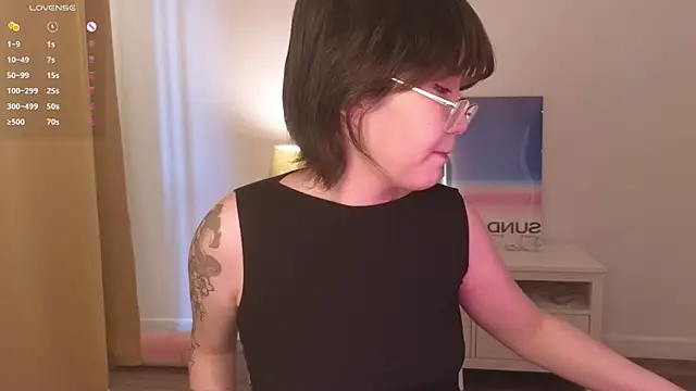nullgirl online show from 06-06-26, 03:12