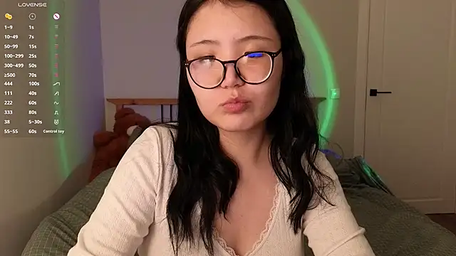 nullgirl online show from 05-21-26, 02:31