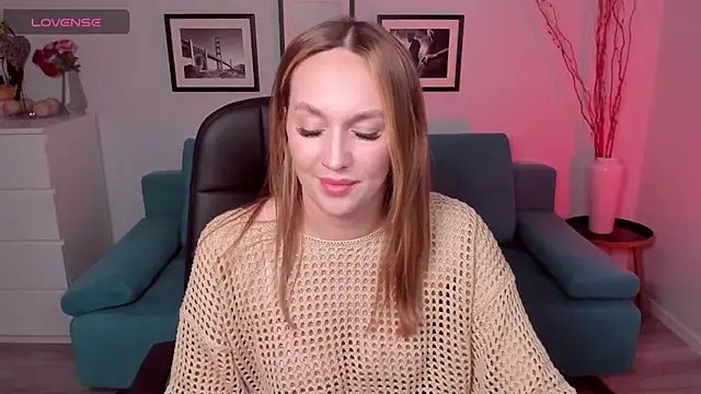 EvieMagical online show from 02-17-26, 06:00